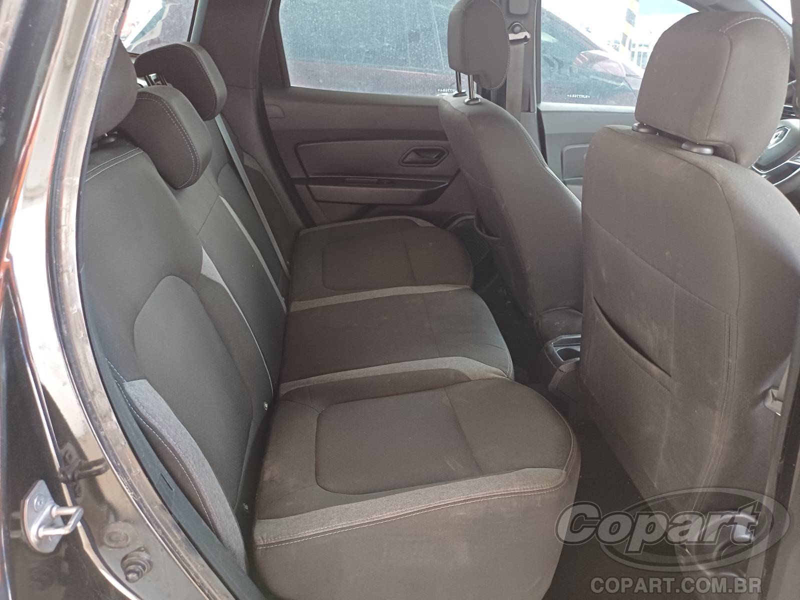 Foto 6 de 10: 2022 RENAULT DUSTER