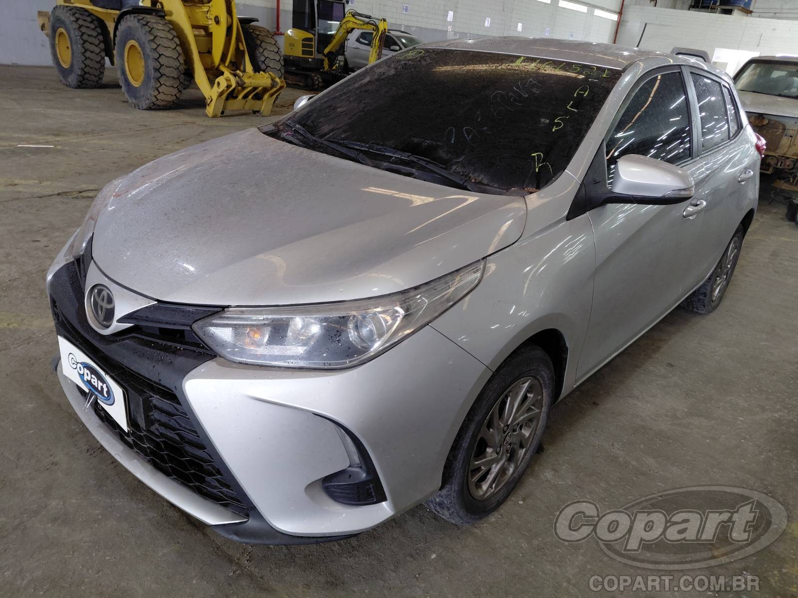 Foto 2: 2023 TOYOTA YARIS