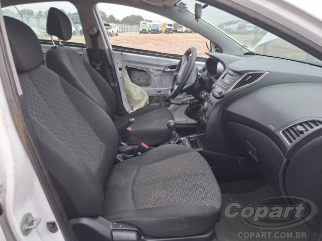 2016 HYUNDAI HB20 