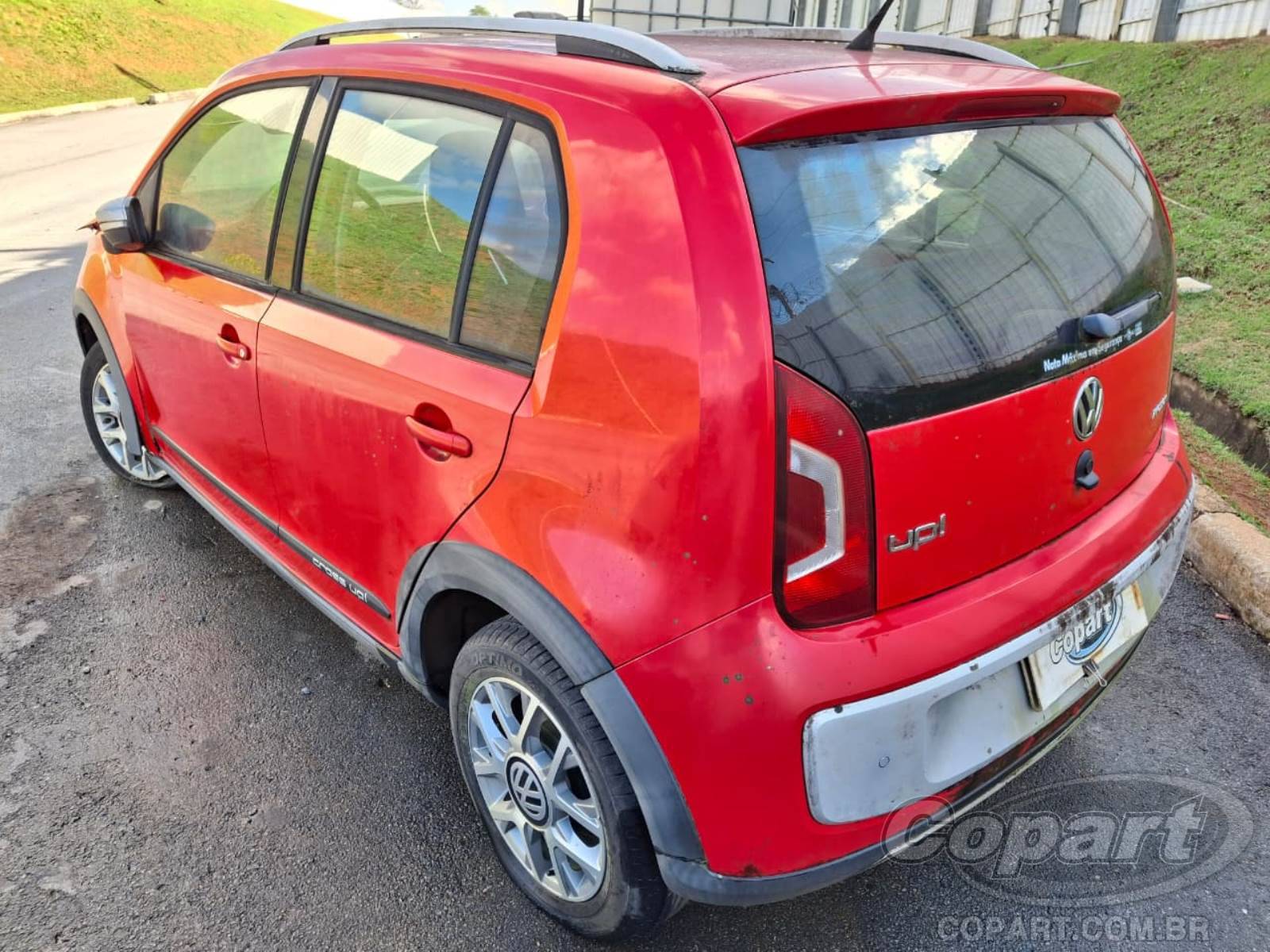 Foto 3: 2016 VOLKSWAGEN UP