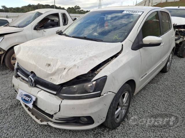 2015 VOLKSWAGEN FOX 
