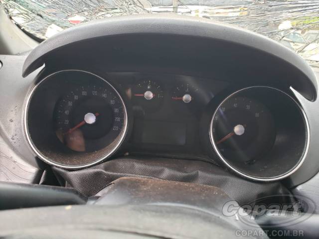 2016 FIAT PUNTO 