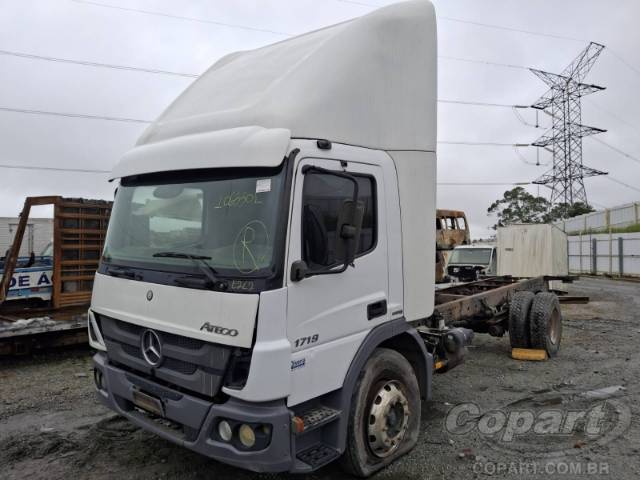 2014 MERCEDES BENZ ATEGO 