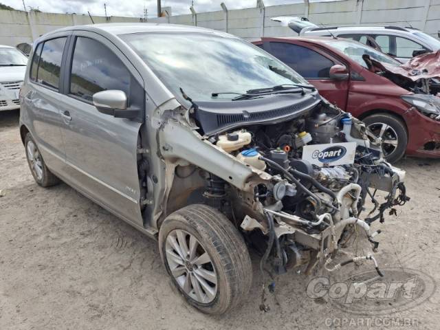 2012 VOLKSWAGEN FOX 