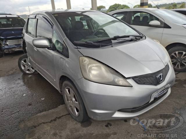 2010 HONDA FIT 