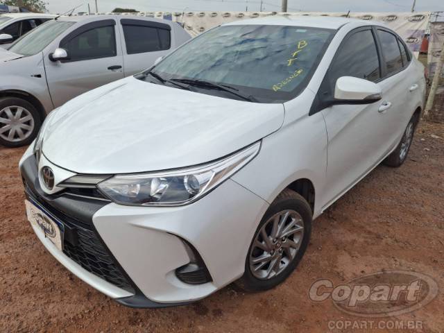 2023 TOYOTA YARIS SEDA 