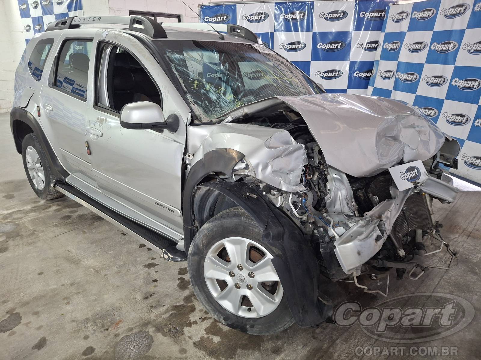 RENAULT DUSTER