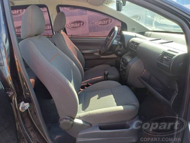 2010 VOLKSWAGEN FOX 