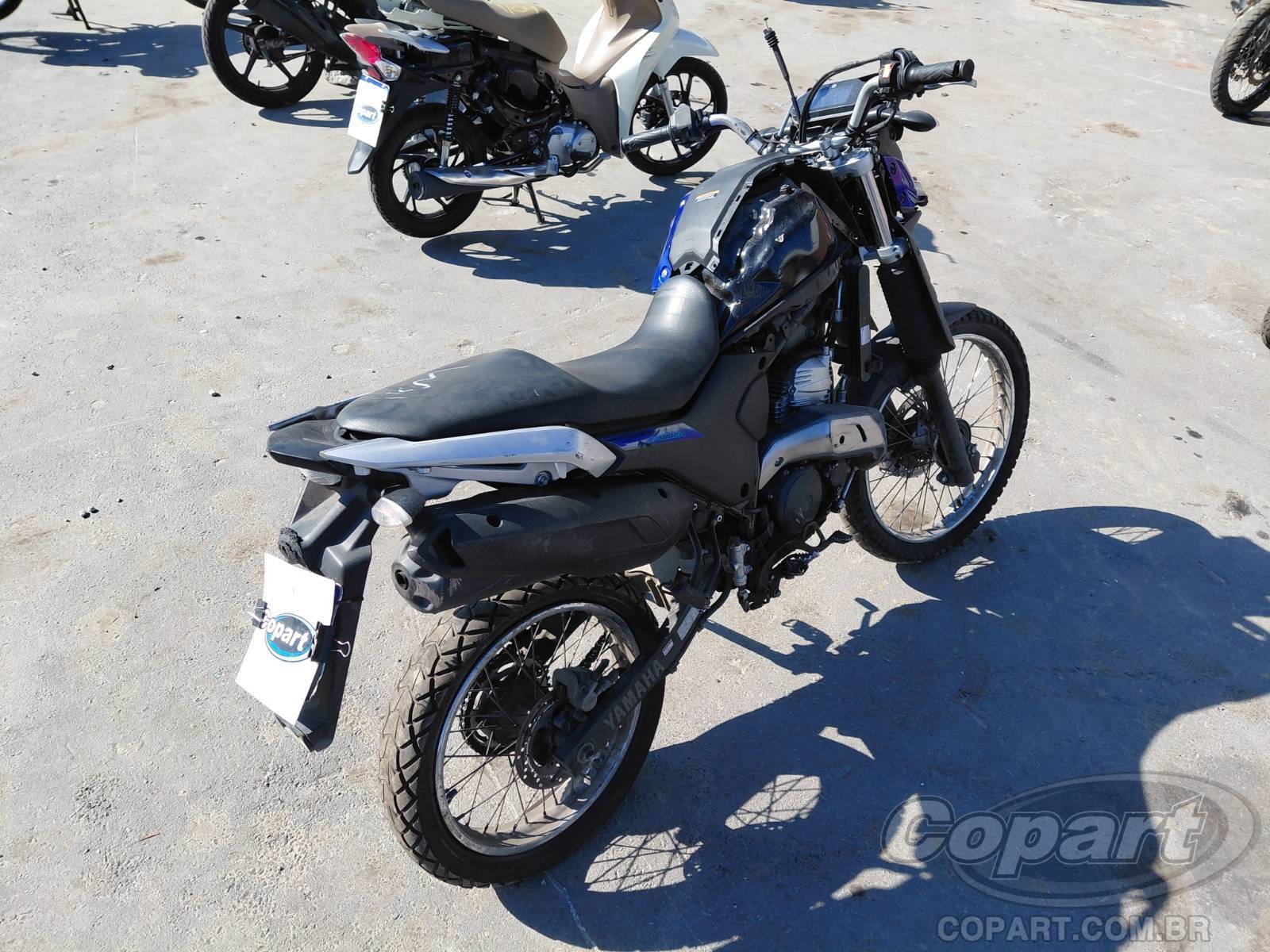 2025 YAMAHA XTZ 250 — foto 4 de 11