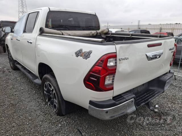 2022 TOYOTA HILUX CD 