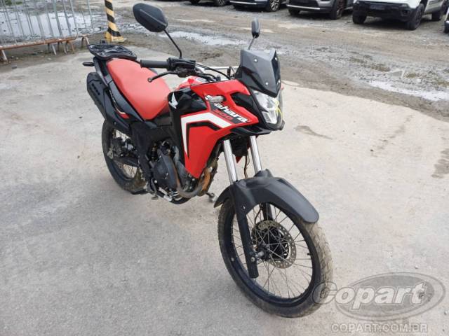 2024 HONDA XRE SAHARA 300 