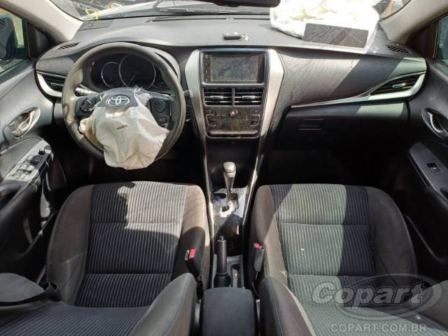 2019 TOYOTA YARIS SEDA 