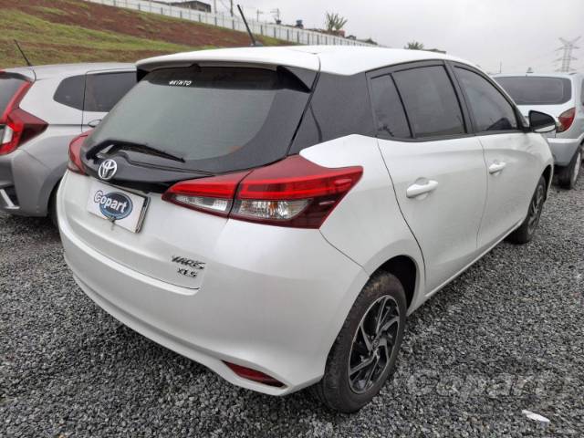 2024 TOYOTA YARIS 