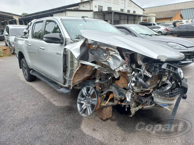 2024 TOYOTA HILUX CD 