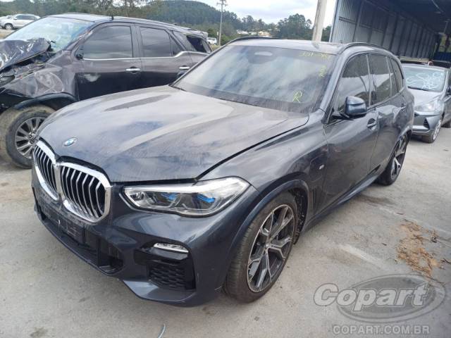 2022 BMW X5 