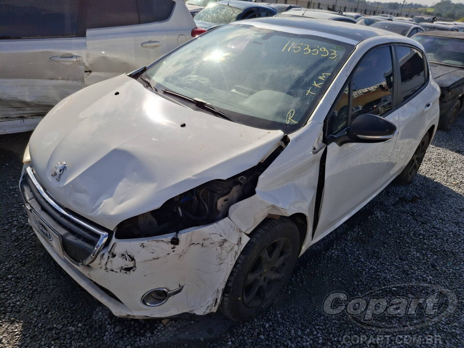 Foto 2: 2014 PEUGEOT 208