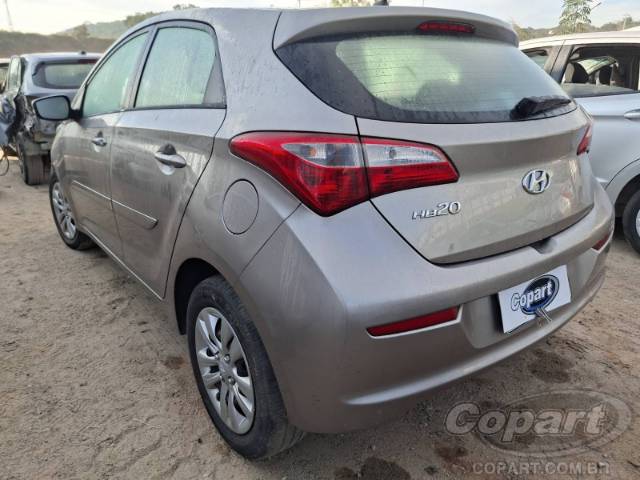2016 HYUNDAI HB20 