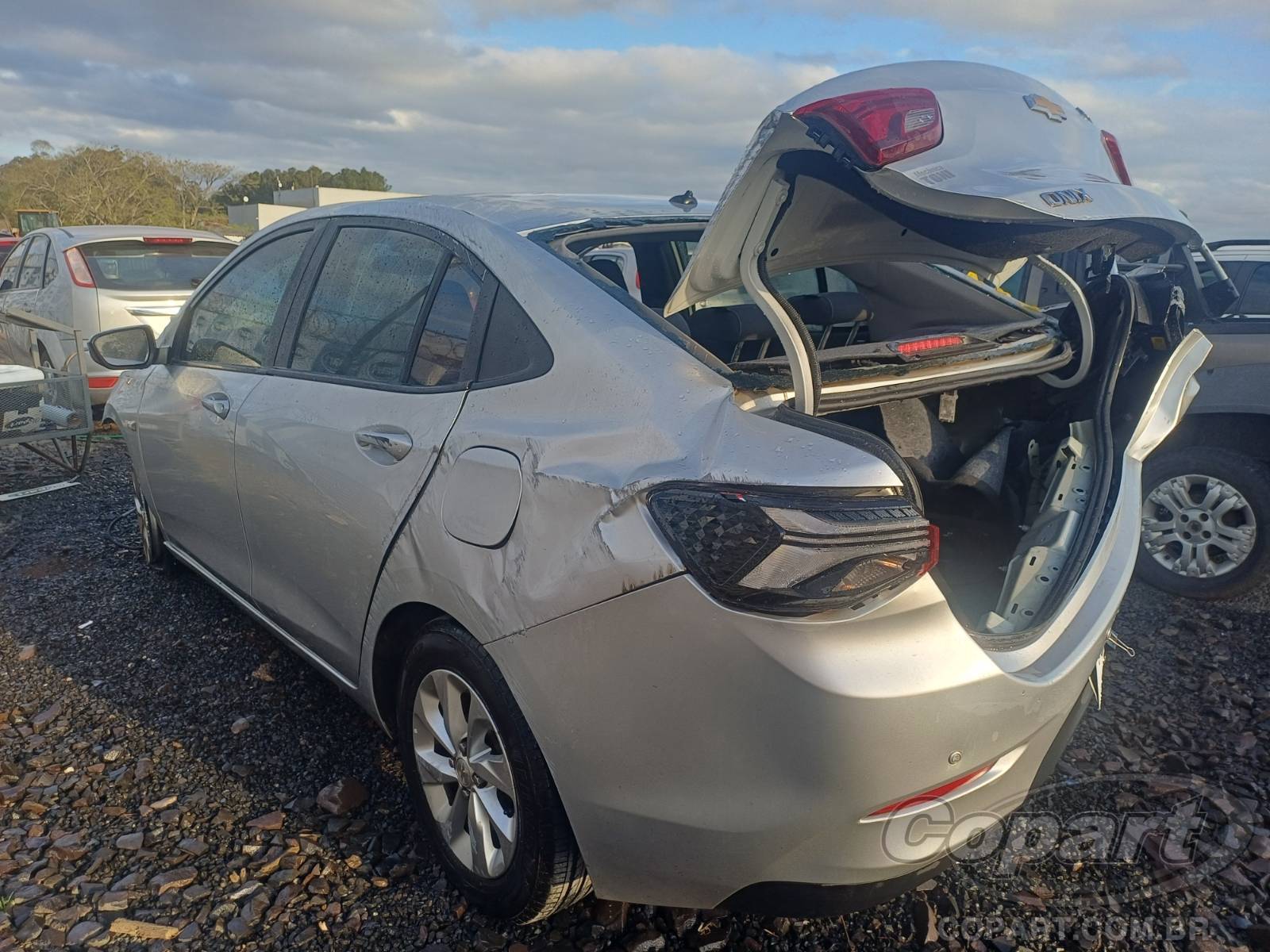 2022 CHEVROLET ONIX PLUS — foto 3 de 10