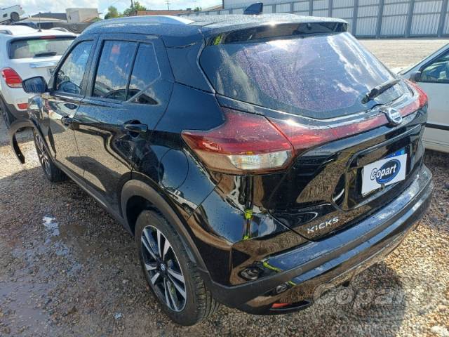 2022 NISSAN KICKS 