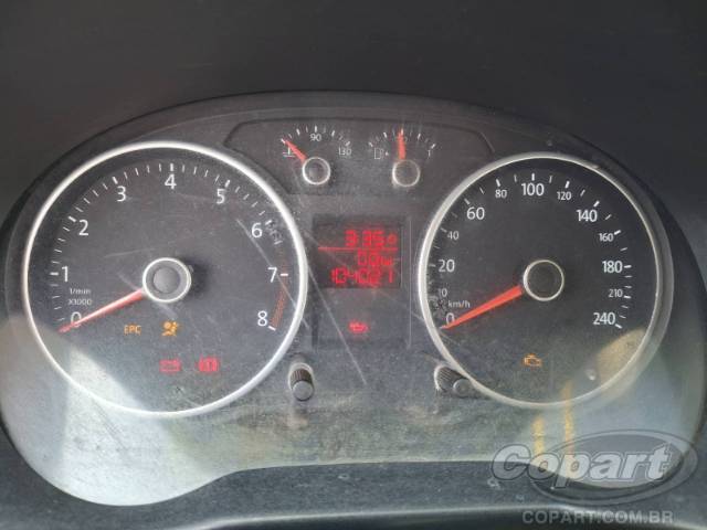 2014 VOLKSWAGEN VOYAGE 