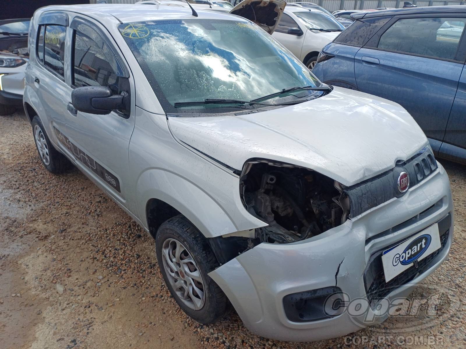 Veículo Fiat Uno Fiat Uno Attractive 1.0 Evo 2016 2016 em leilão