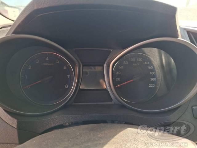 2014 HYUNDAI HB20S 