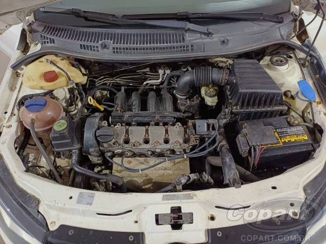 2016 VOLKSWAGEN VOYAGE 