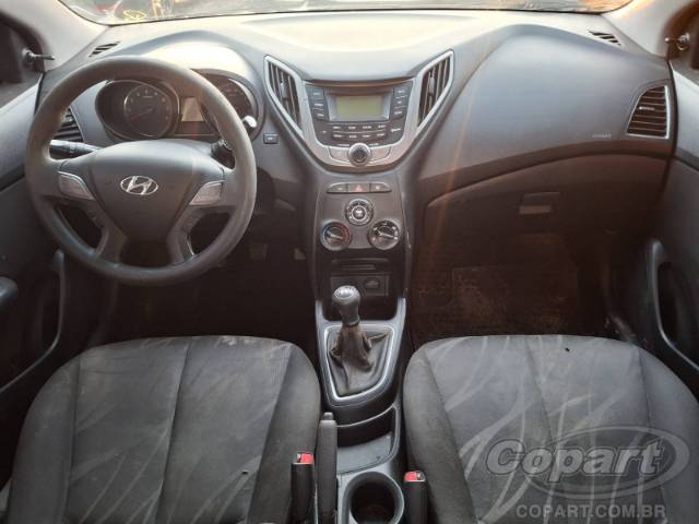 2015 HYUNDAI HB20 