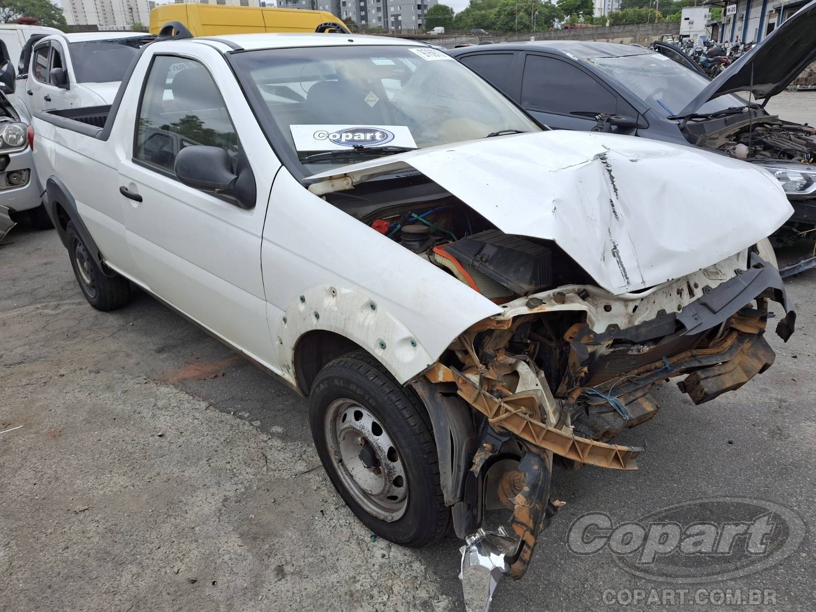 Veículo Fiat Strada Fiat Strada Working 1.4 2016 Colisão Média Monta 2016 em leilão