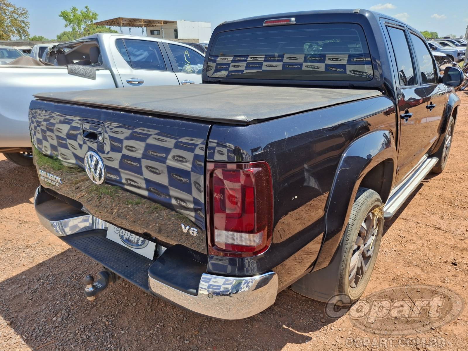 Foto 4: 2023 VOLKSWAGEN AMAROK
