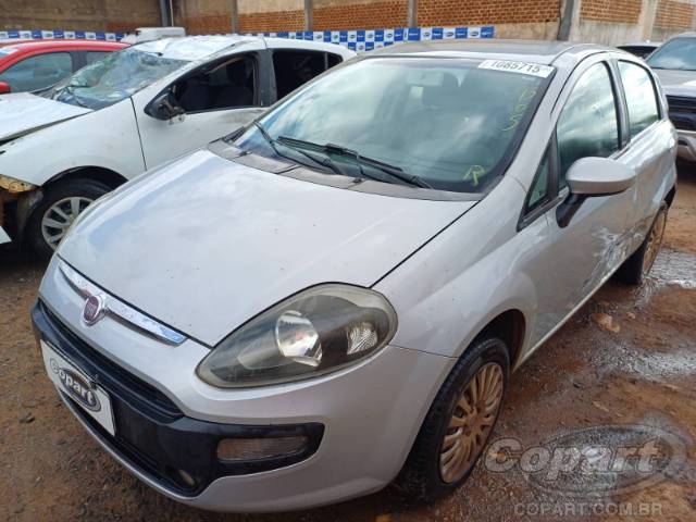 2014 FIAT PUNTO 