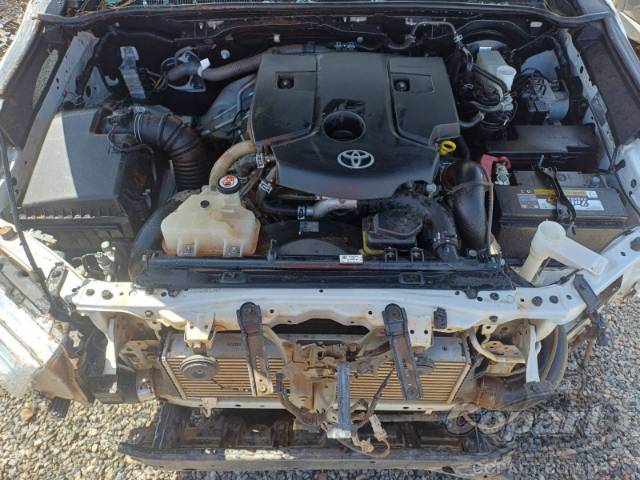 2024 TOYOTA HILUX CD 