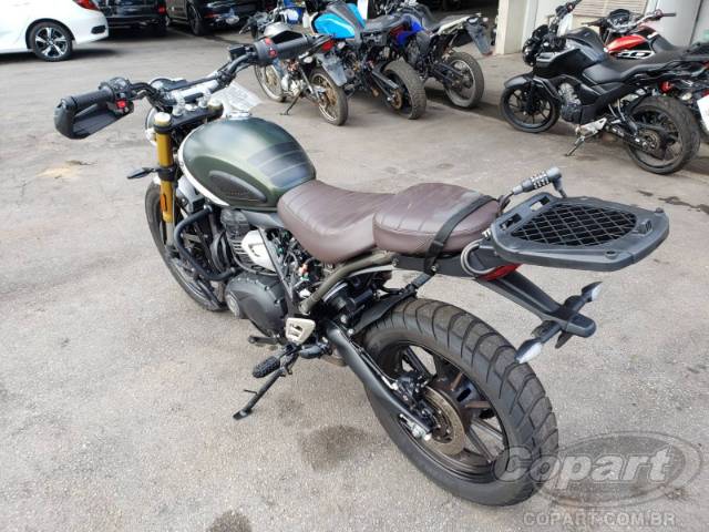 2025 TRIUMPH SCRAMBLER 