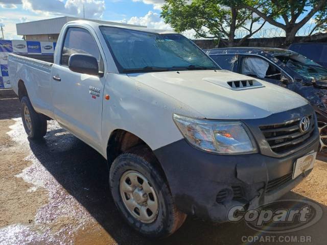2015 TOYOTA HILUX CS 