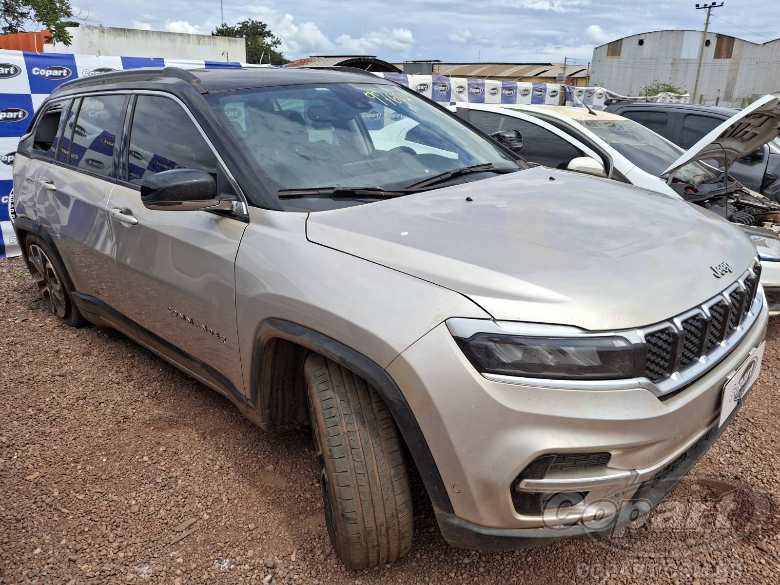 Veículo Fiat Commander JEEP COMMANDER LIMITED TD380 2.0 MULTIJET TURBO 2023 2023 em leilão
