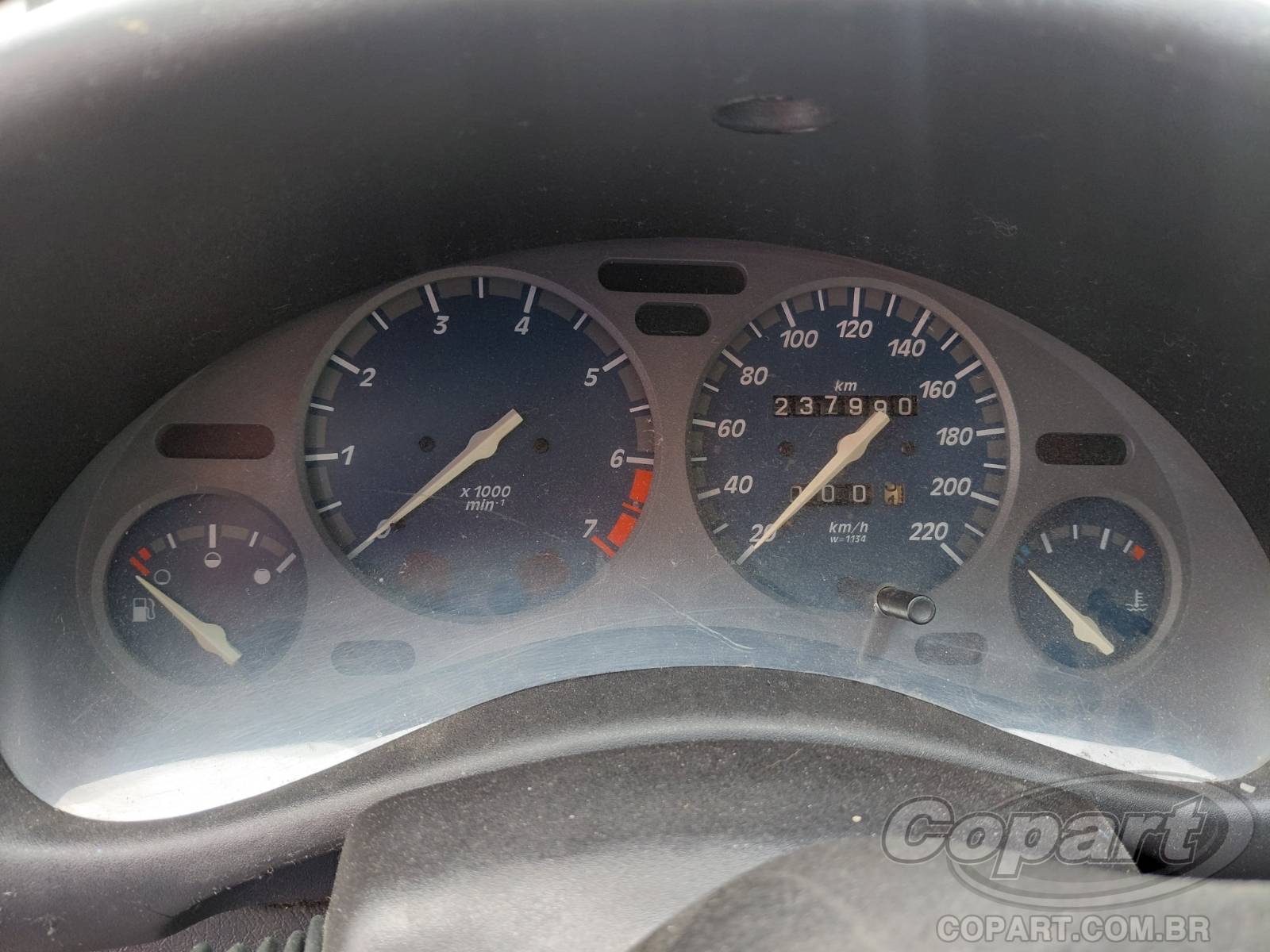Foto 8 de 10: 2002 CHEVROLET CORSA SEDAN