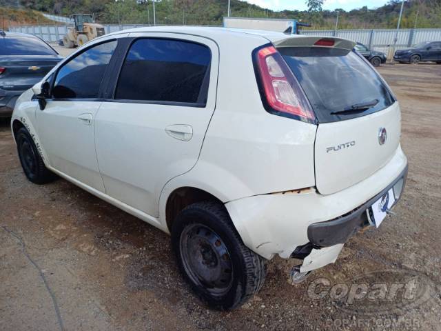 2016 FIAT PUNTO 