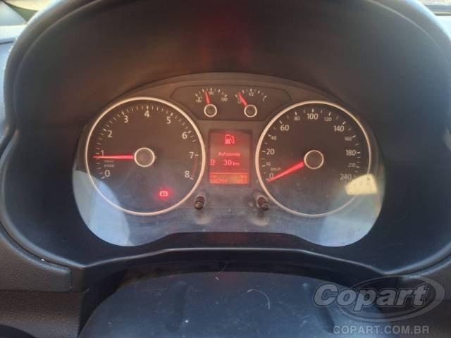 2014 VOLKSWAGEN VOYAGE 