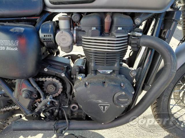 2018 TRIUMPH BONNEVILLE 