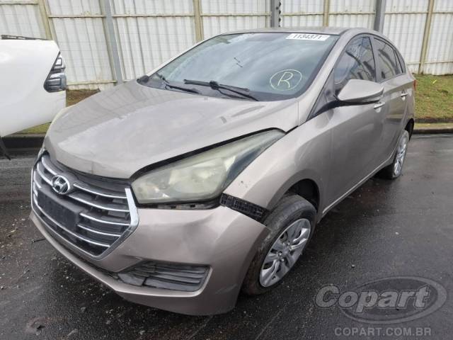 2016 HYUNDAI HB20S 