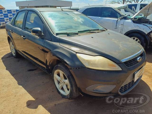 2009 FORD FOCUS SEDAN 