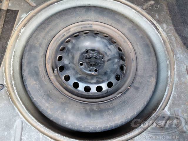 2013 VOLKSWAGEN VOYAGE 