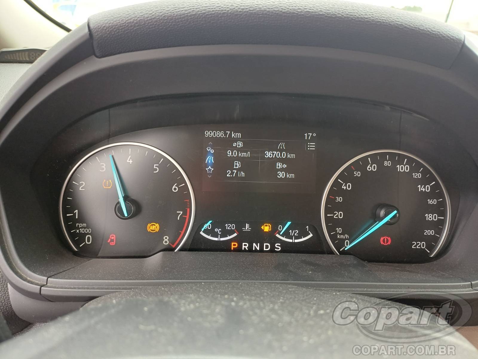 Foto 8 de 12: 2018 FORD ECOSPORT