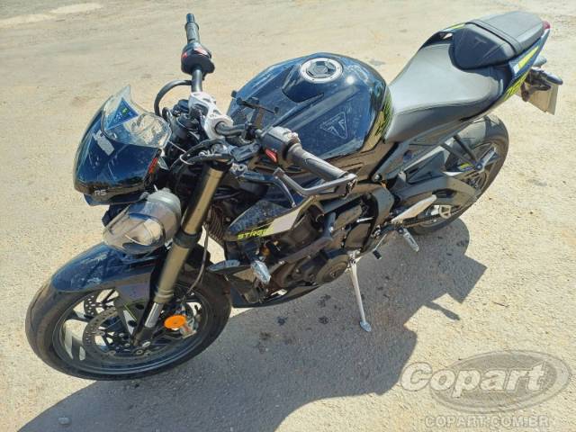 2025 TRIUMPH STREET TRIPLE 