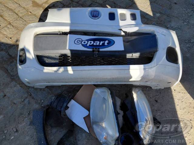 2013 FIAT UNO 