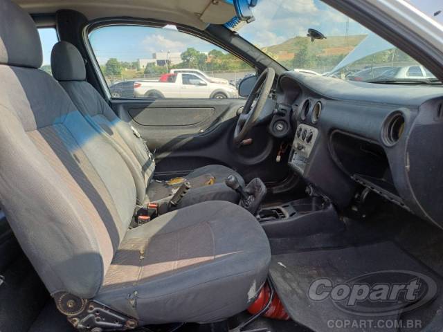 2002 CHEVROLET CELTA 