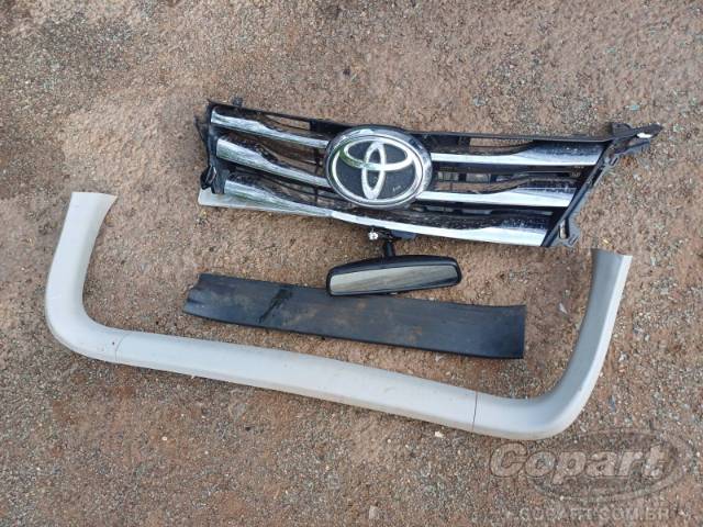 2017 TOYOTA HILUX SW4 