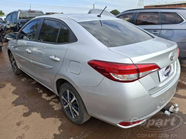 2022 TOYOTA YARIS SEDA 