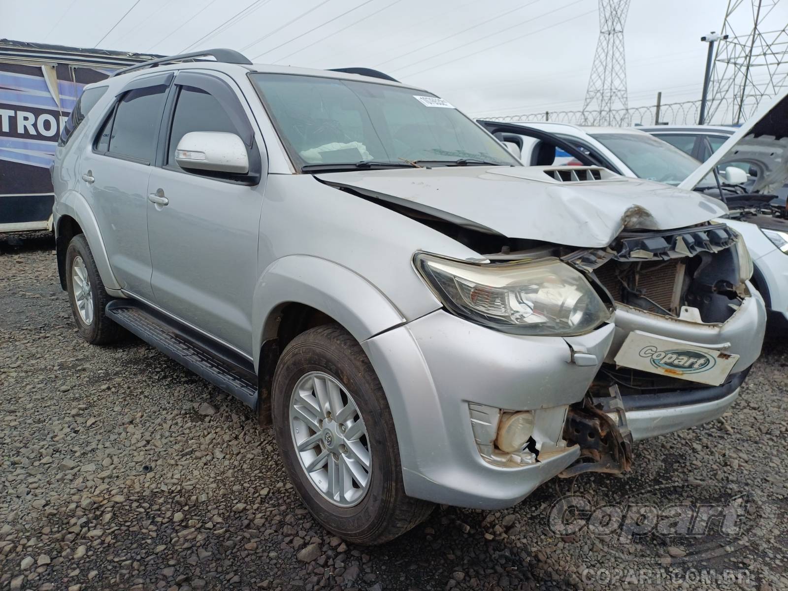 Toyota Hilux SW4 2012
