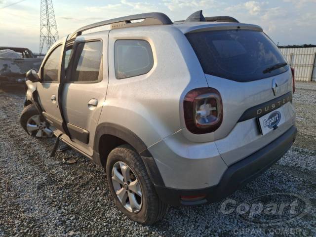 2024 RENAULT DUSTER 